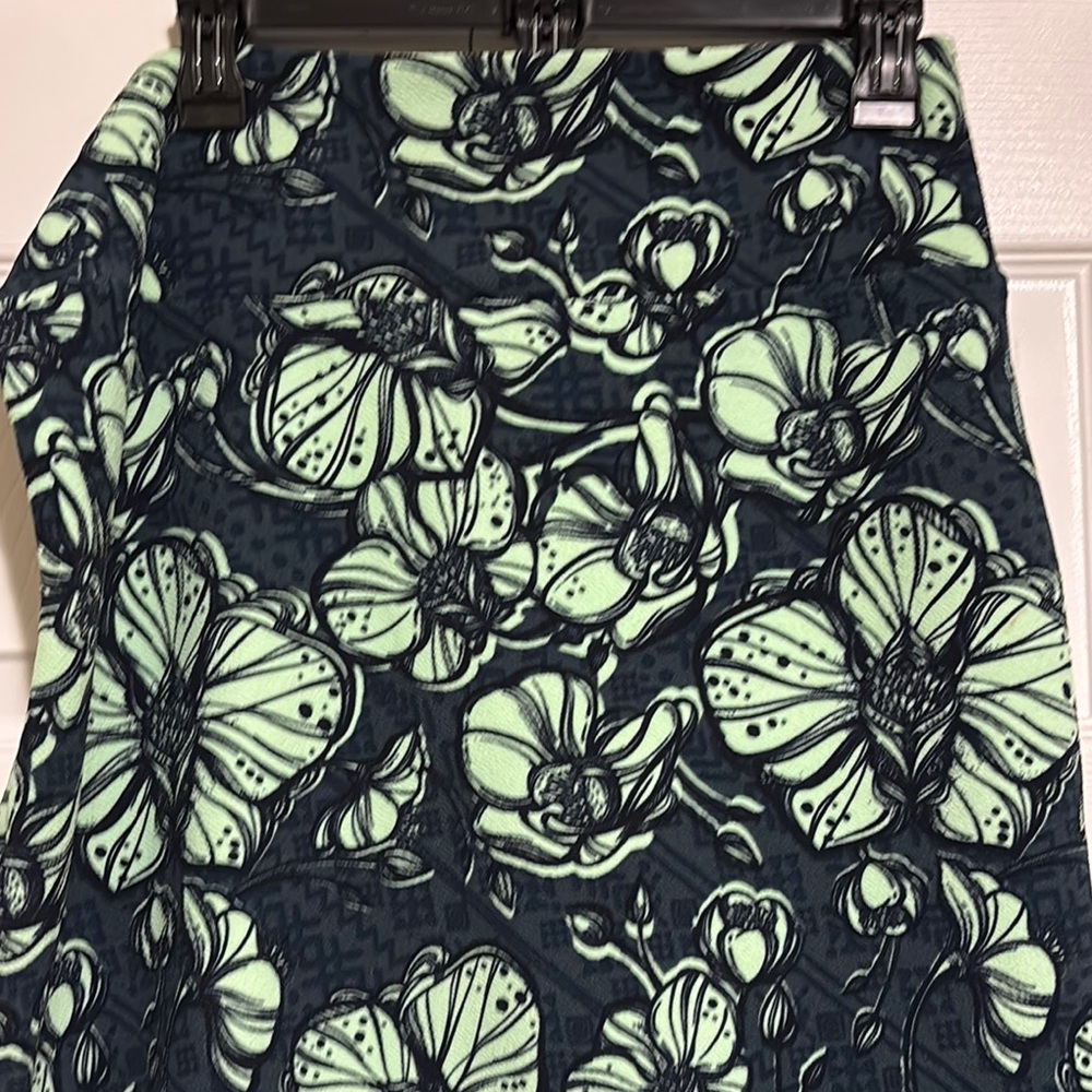 LuLaRoe Floral Pencil Skirt - Teal and Green